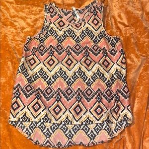 Sleeveless 100% Polyester Top